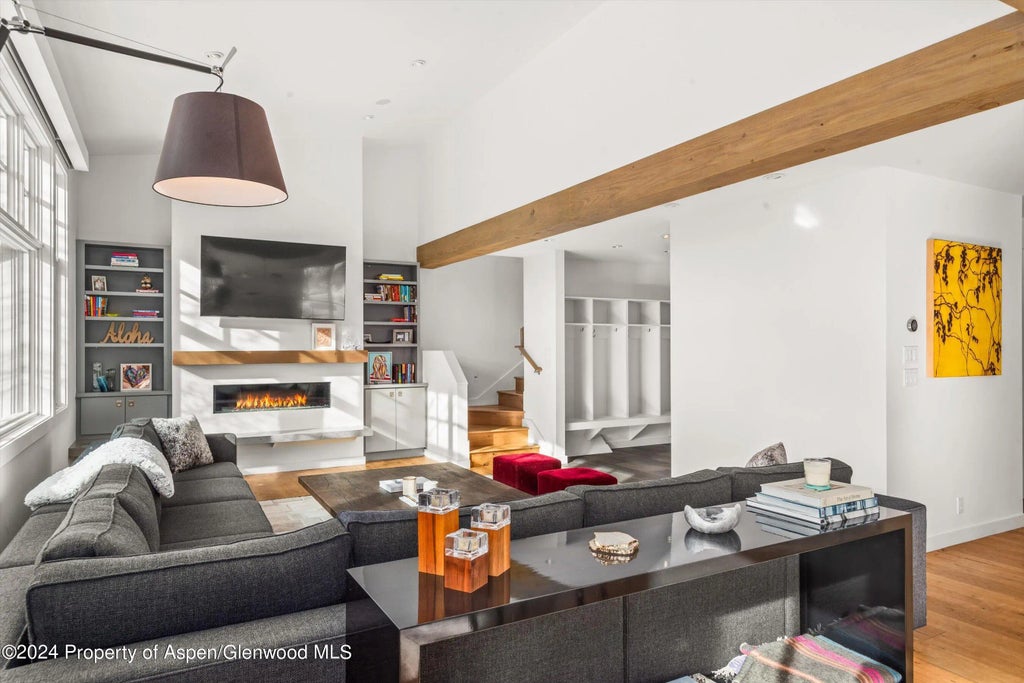 5 of 31 - 449 Mountain Laurel Drive #4, Aspen, CO