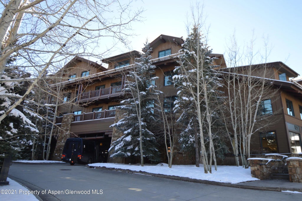 2 of 26 - 0197 Prospector Road Unit 2208 Winter Interest #6, Aspen, CO