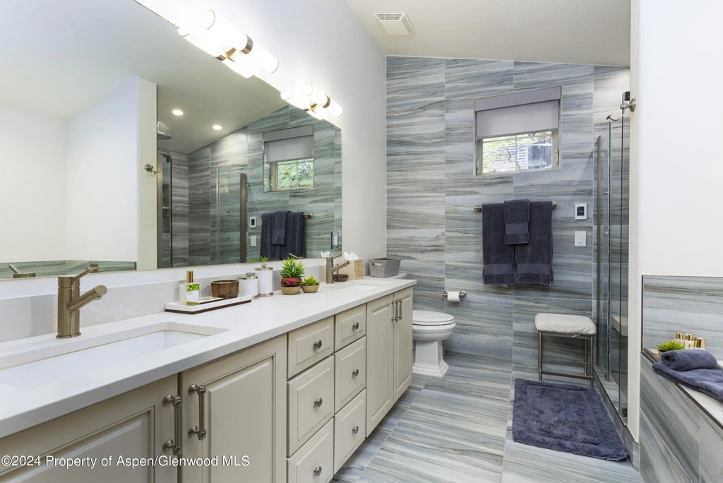 16 of 31 - 405 Meadow Court, Basalt, CO