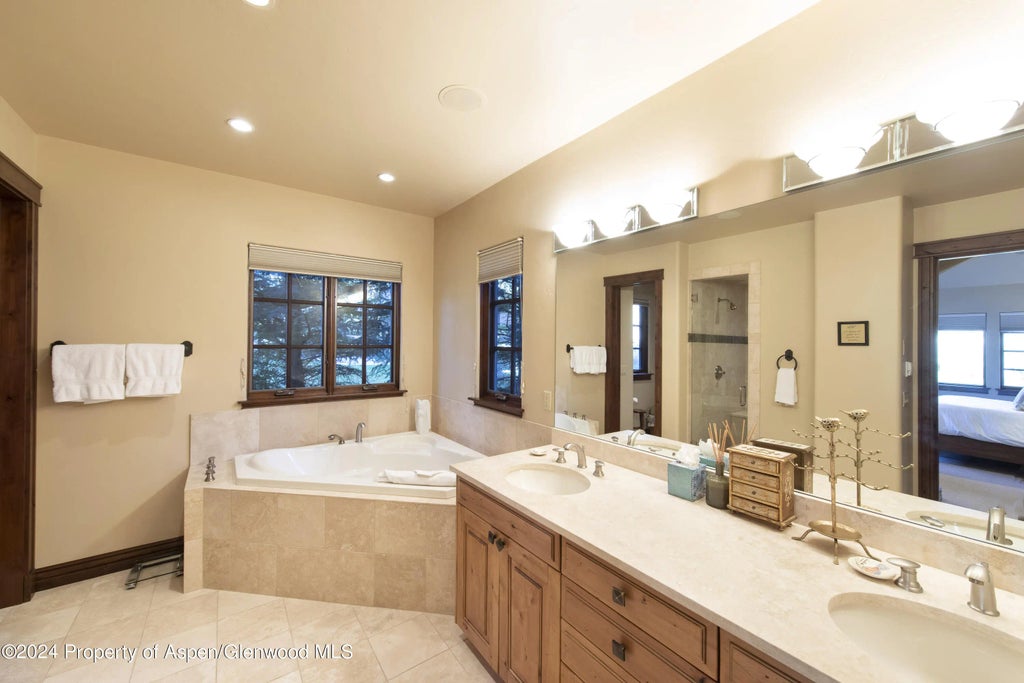 19 of 46 - 90 Cottage Drive, Carbondale, CO
