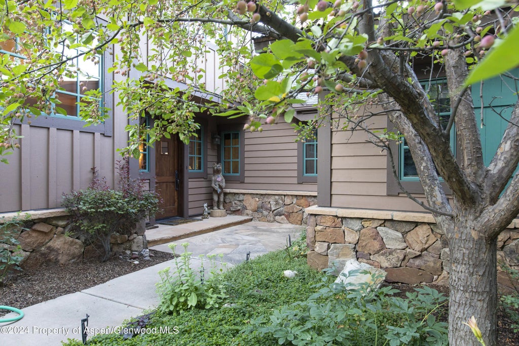 3 of 46 - 90 Cottage Drive, Carbondale, CO