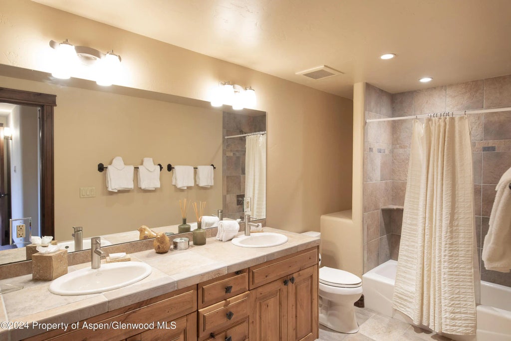34 of 46 - 90 Cottage Drive, Carbondale, CO