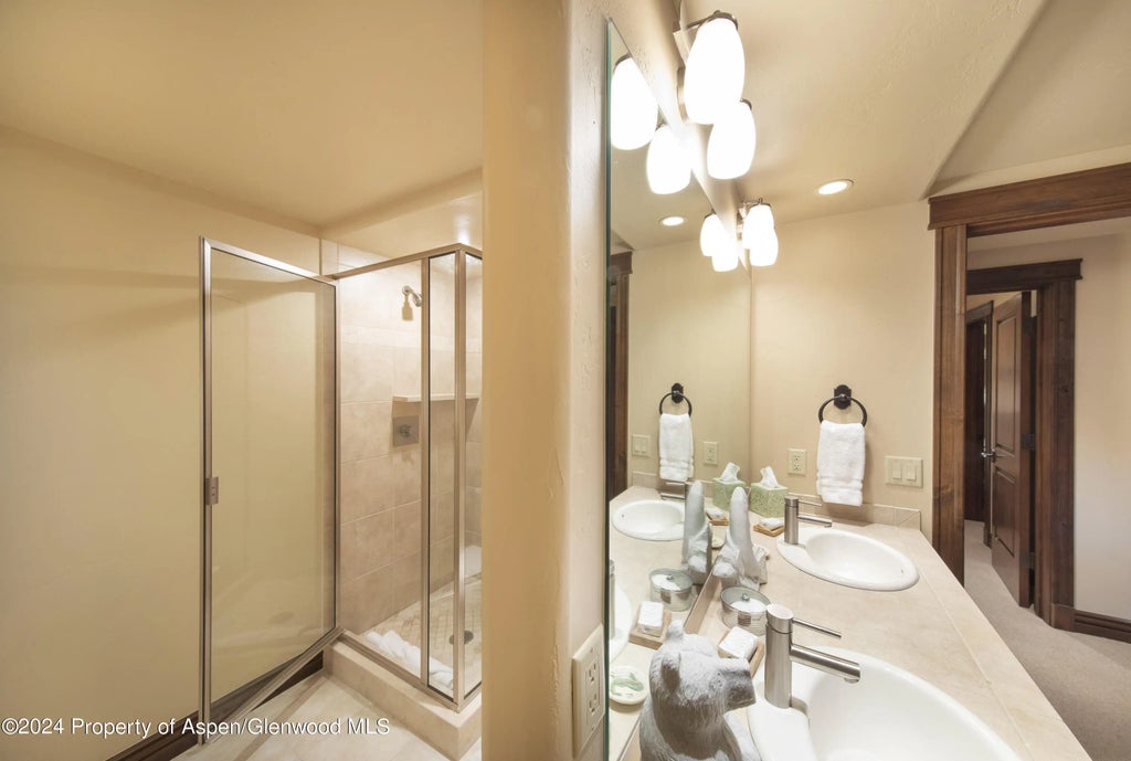 37 of 46 - 90 Cottage Drive, Carbondale, CO