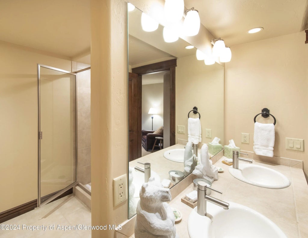 38 of 46 - 90 Cottage Drive, Carbondale, CO