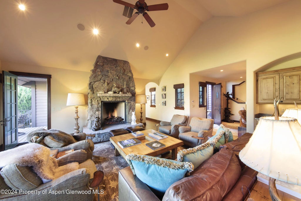 4 of 46 - 90 Cottage Drive, Carbondale, CO