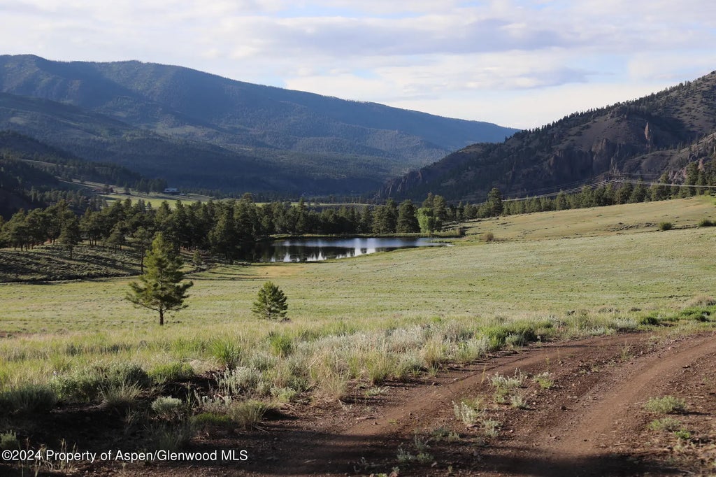 6 of 26 - 7010 N Hwy 149, Lake City, CO