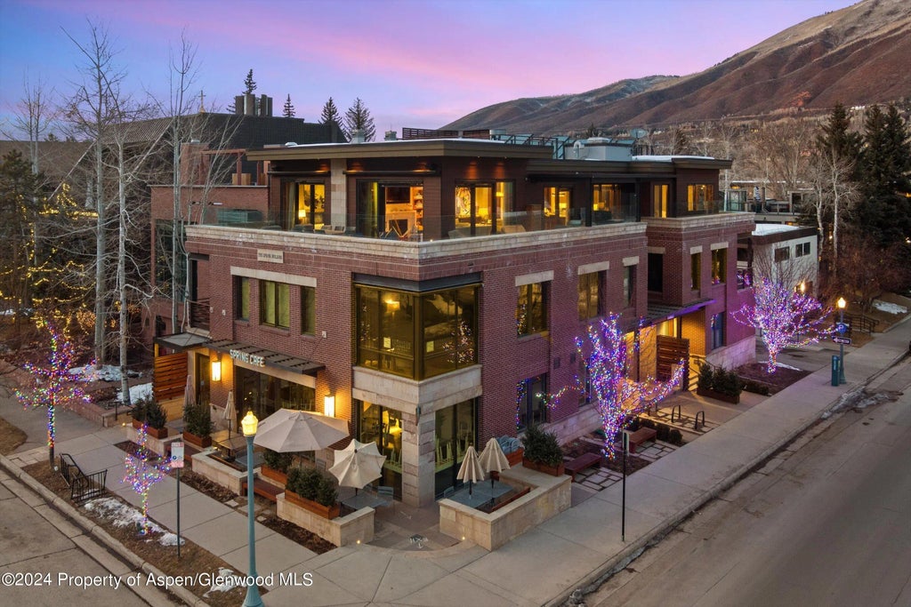 2 of 40 - 632 E Hopkins 301 Aka 119 S Spring Street, Aspen, CO