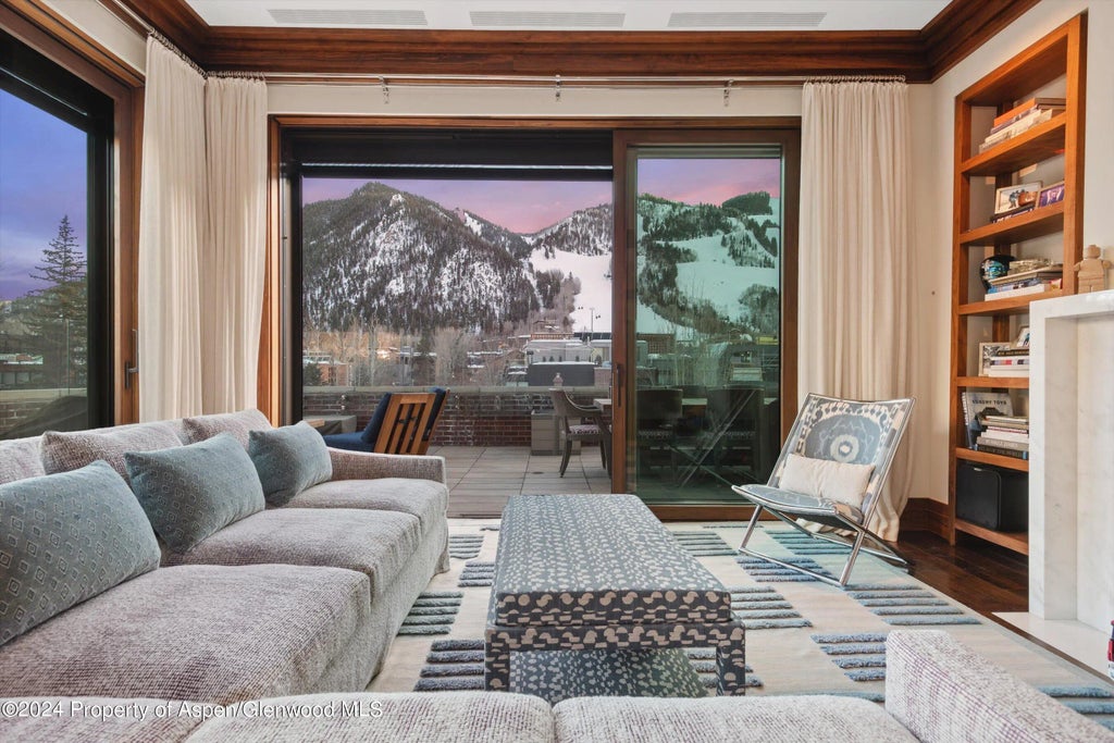 8 of 40 - 632 E Hopkins 301 Aka 119 S Spring Street, Aspen, CO