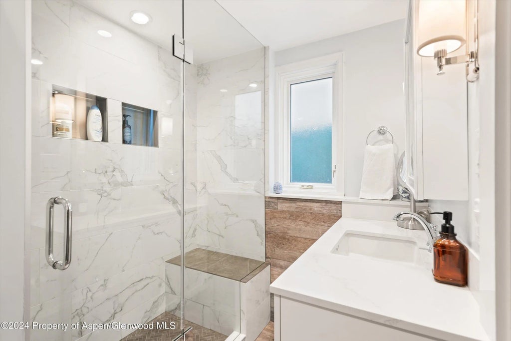 8 of 16 - 825 E Hopkins Avenue 1n, Aspen, CO