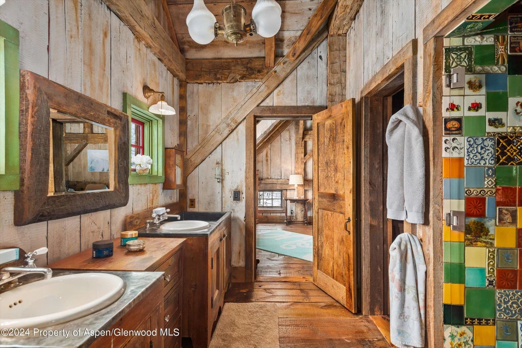 27 of 50 - 855 Moore Drive, Aspen, CO
