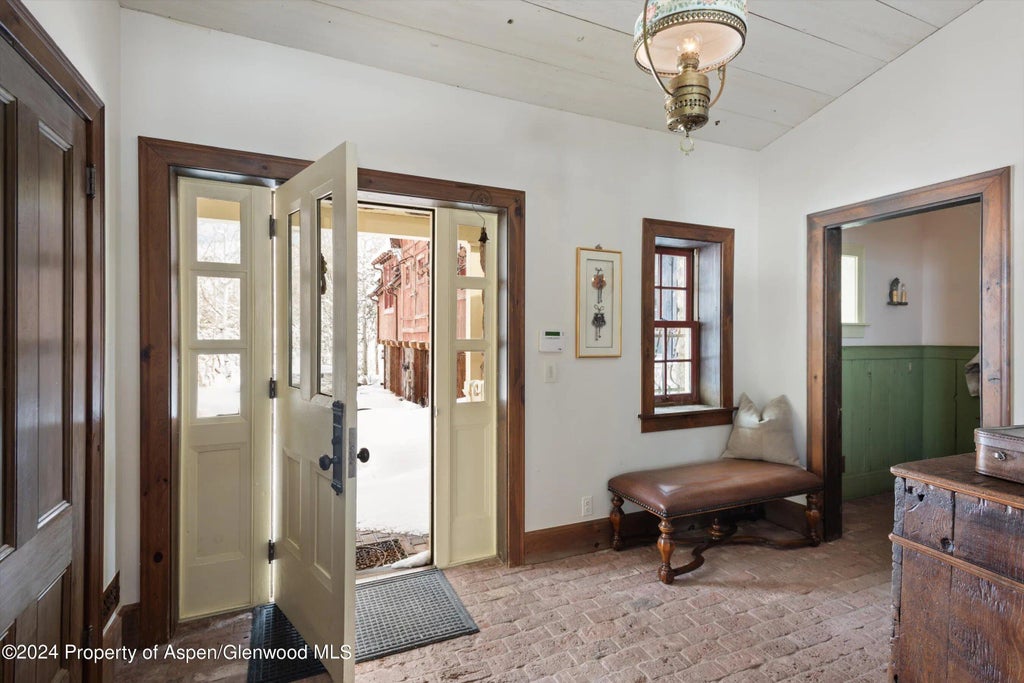 42 of 50 - 855 Moore Drive, Aspen, CO