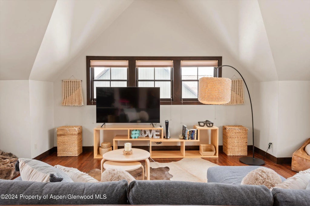 42 of 57 - 333 Sopris Circle, Basalt, CO