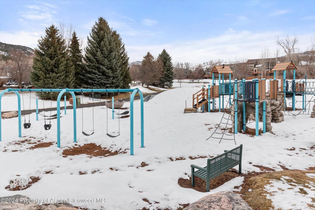 57 of 57 - 333 Sopris Circle, Basalt, CO