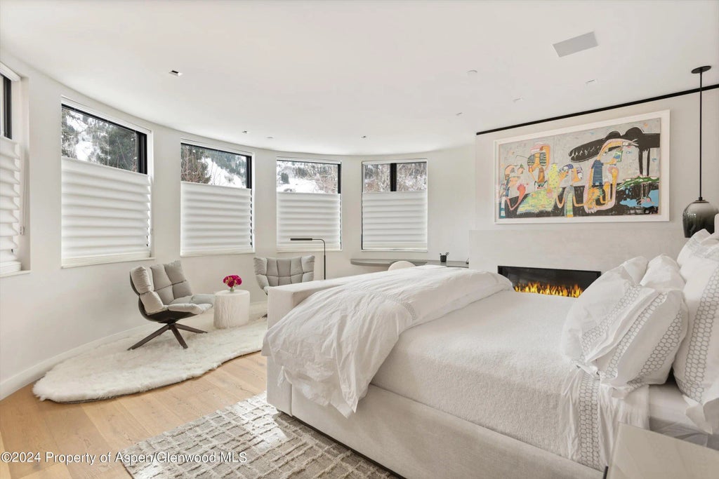 27 of 41 - 708 E Hopkins Avenue, Aspen, CO