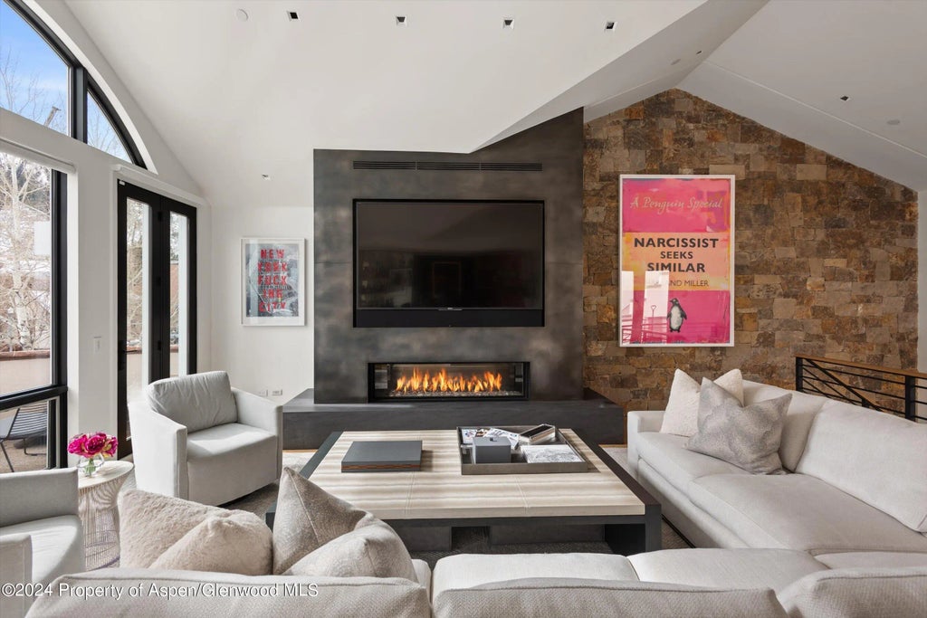 8 of 41 - 708 E Hopkins Avenue, Aspen, CO