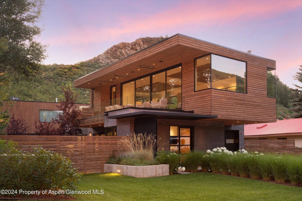 1 of 41 - 1035 Cemetery Lane, Aspen, CO