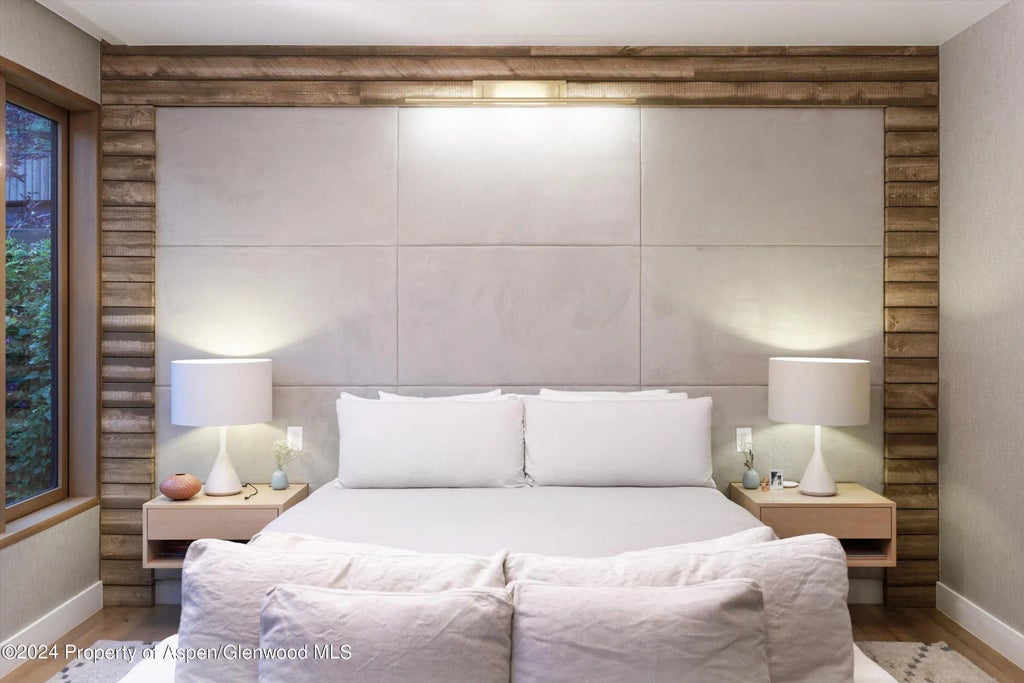 18 of 41 - 1035 Cemetery Lane, Aspen, CO