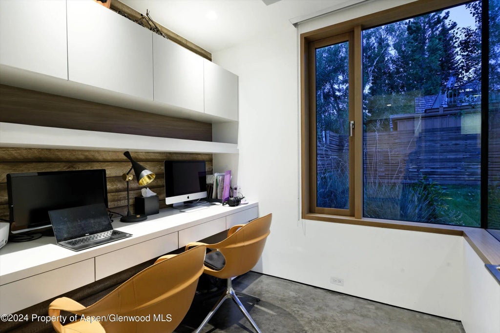 29 of 41 - 1035 Cemetery Lane, Aspen, CO