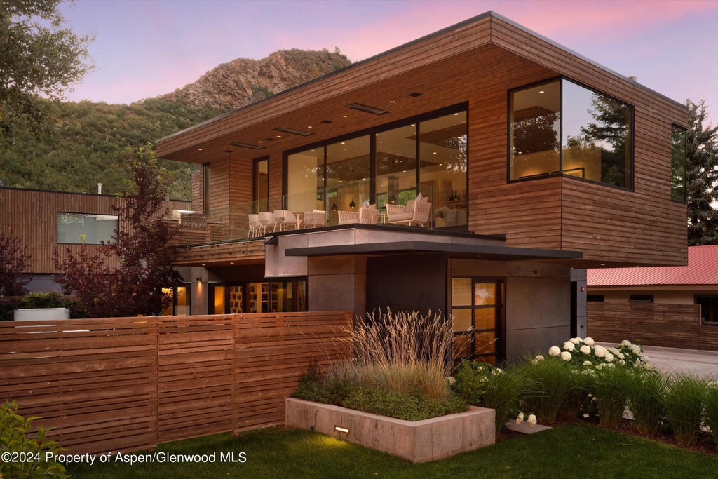 30 of 41 - 1035 Cemetery Lane, Aspen, CO