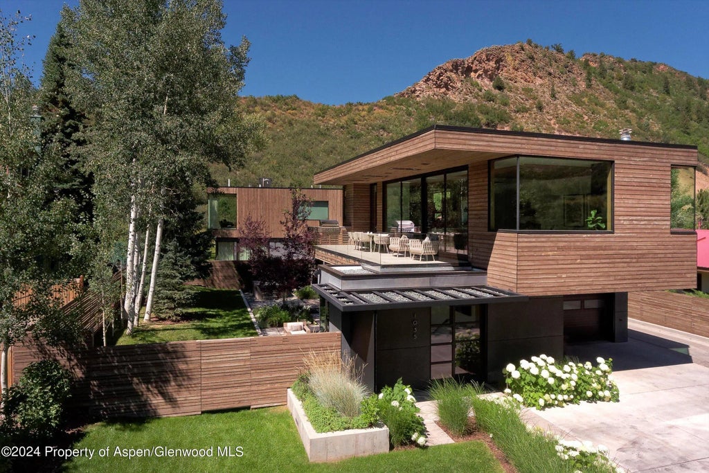 35 of 41 - 1035 Cemetery Lane, Aspen, CO