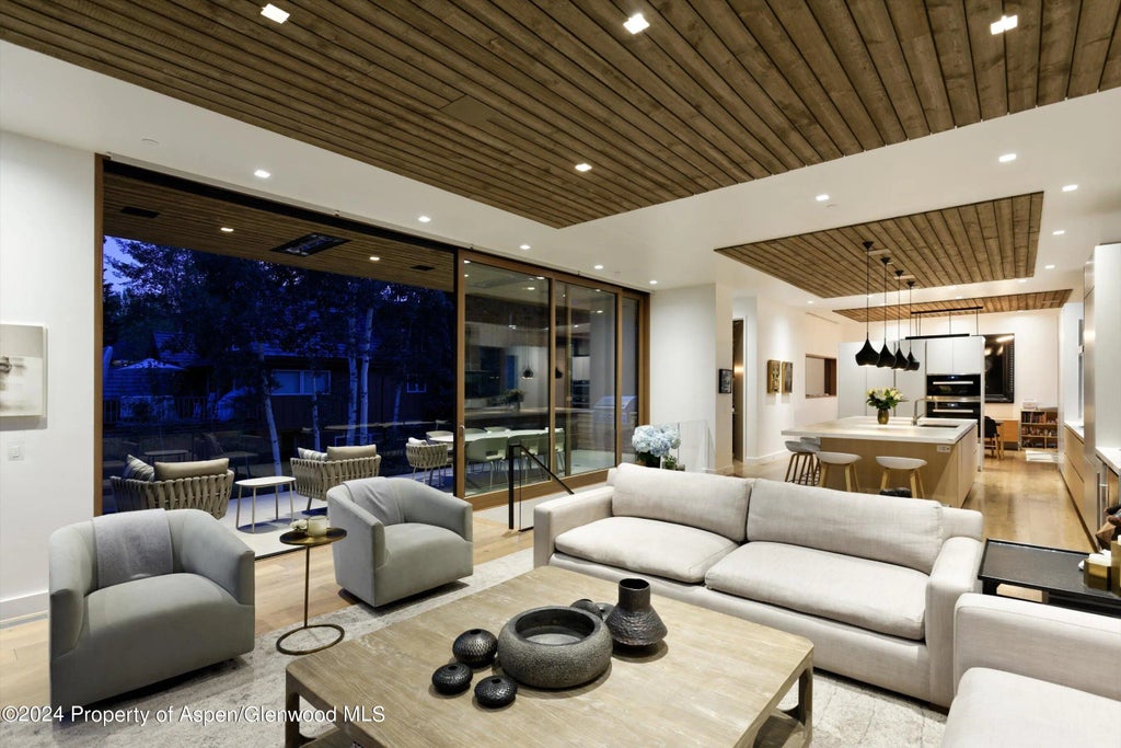 6 of 41 - 1035 Cemetery Lane, Aspen, CO