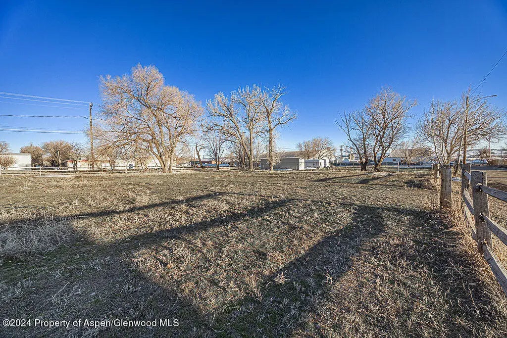 11 of 24 - 353 Breeze Street, Craig, CO