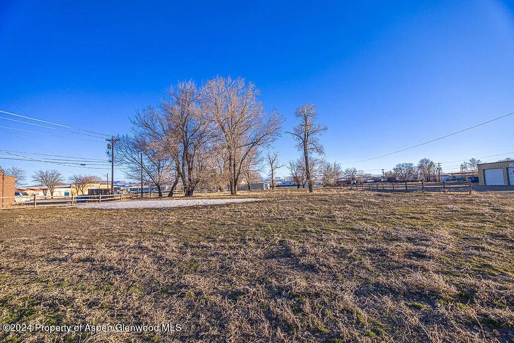 21 of 24 - 353 Breeze Street, Craig, CO