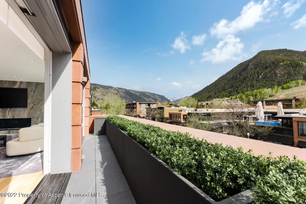 50 of 54 - 508 E Cooper Avenue Unit 201, Aspen, CO