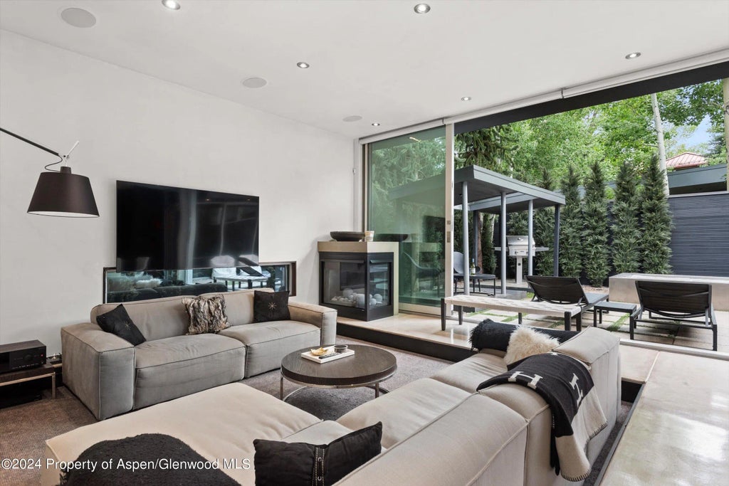 5 of 30 - 1180 Dale Avenue, Aspen, CO