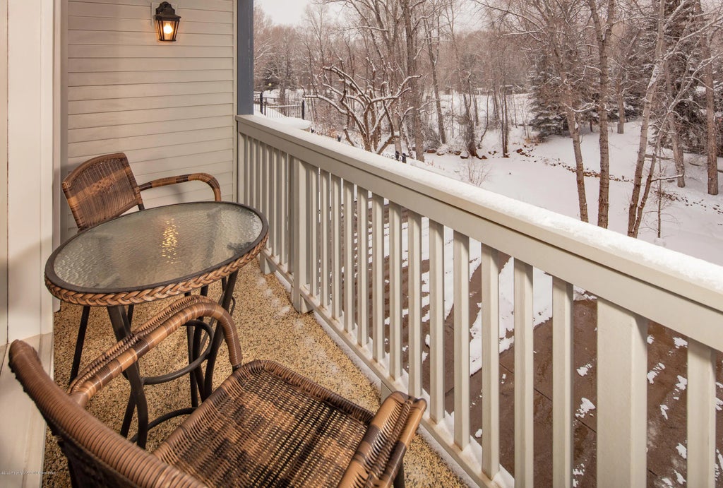 7 of 13 - 916 E Hopkins Avenue 104, Aspen, CO