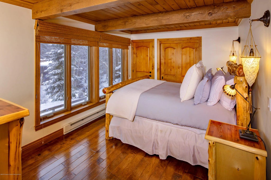 8 of 13 - 916 E Hopkins Avenue 104, Aspen, CO
