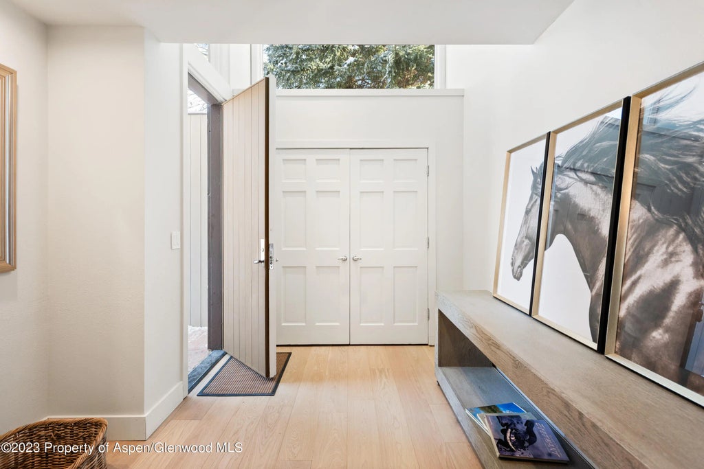 6 of 22 - 1436 Crystal Lake Road 4b, Aspen, CO