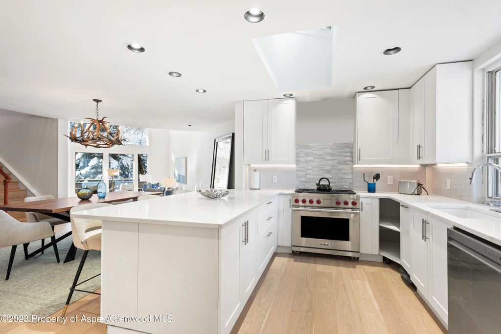 8 of 22 - 1436 Crystal Lake Road 4b, Aspen, CO