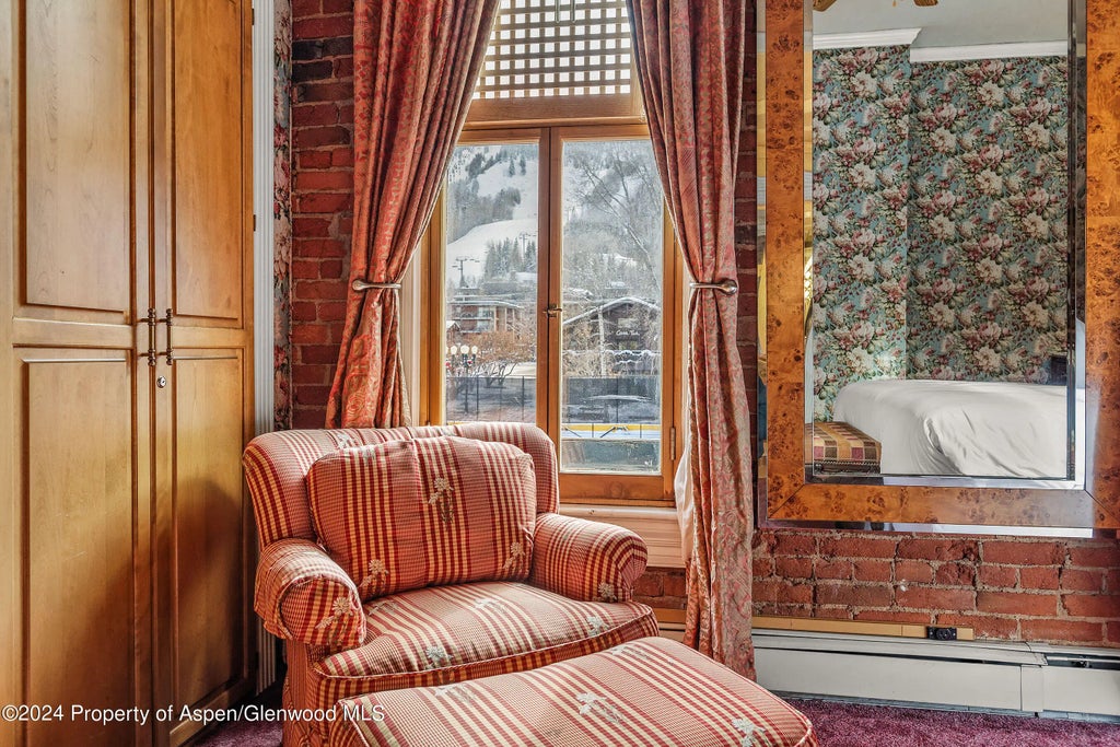 6 of 13 - 305 S Galena Street 6, Aspen, CO