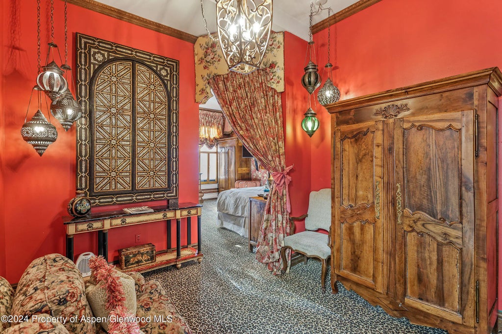 1 of 10 - 305 S Galena Street 7, Aspen, CO