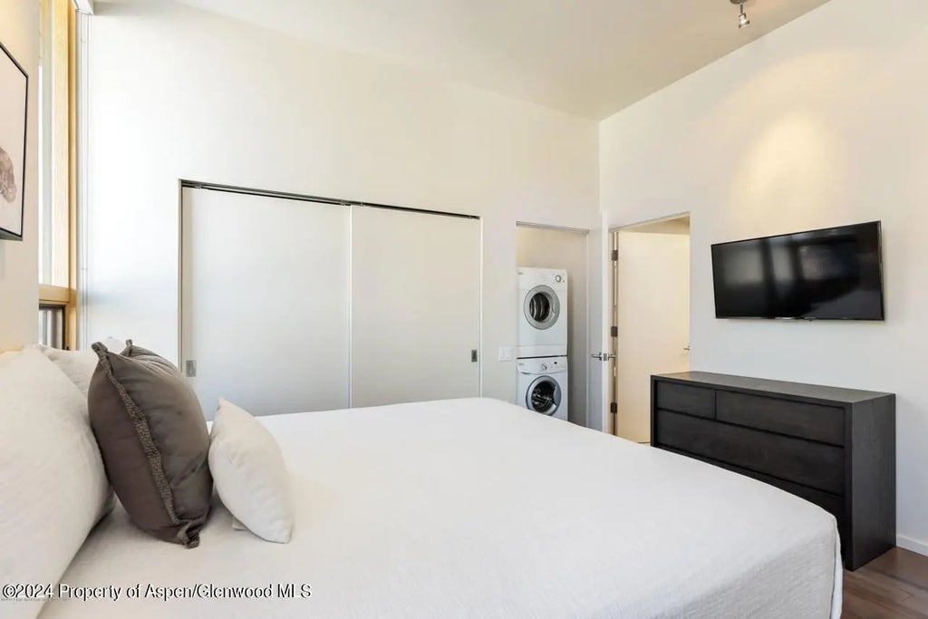 11 of 32 - 200 Evans Road 102, Basalt, CO