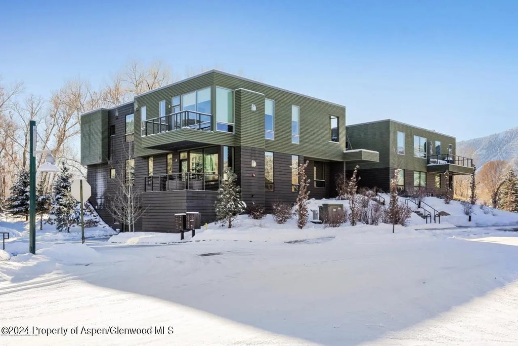 29 of 32 - 200 Evans Road 102, Basalt, CO