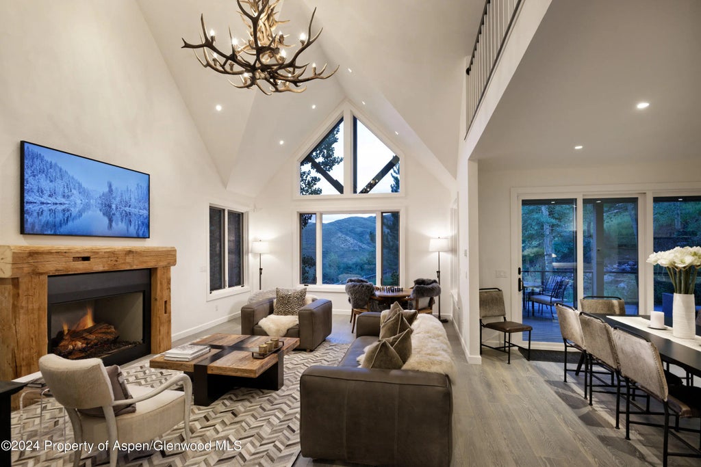 2 of 36 - 400 Medicine Bow Road, Aspen, CO