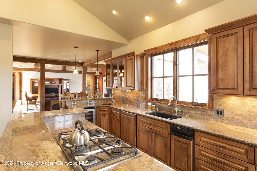 18 of 37 - 1124 Heritage Drive, Carbondale, CO