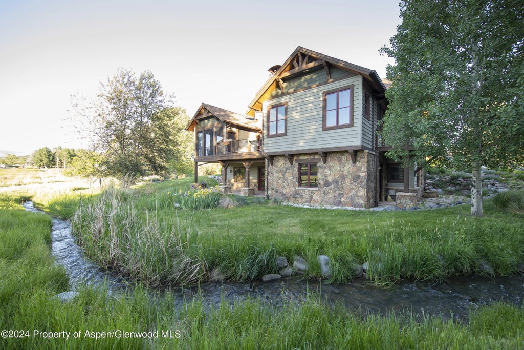 4 of 37 - 1124 Heritage Drive, Carbondale, CO