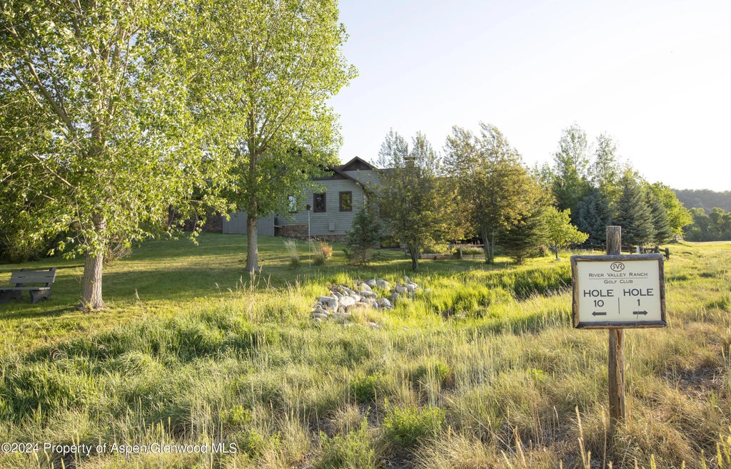 8 of 37 - 1124 Heritage Drive, Carbondale, CO