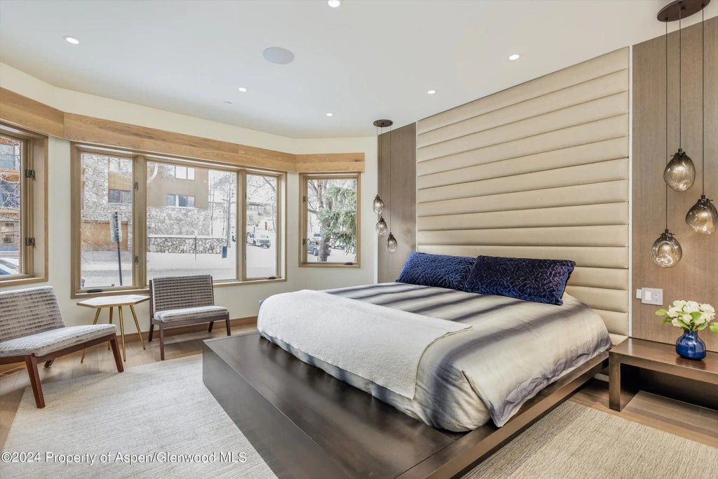 13 of 28 - 200 E Durant Avenue, Aspen, CO