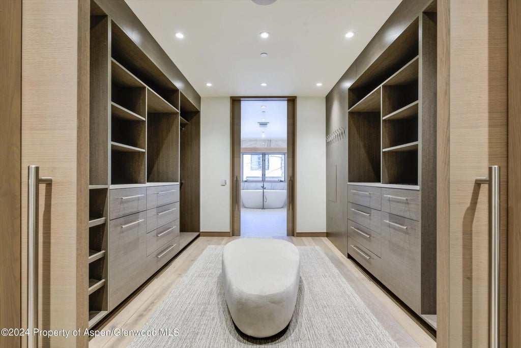 16 of 28 - 200 E Durant Avenue, Aspen, CO
