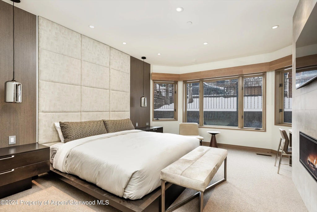17 of 28 - 200 E Durant Avenue, Aspen, CO
