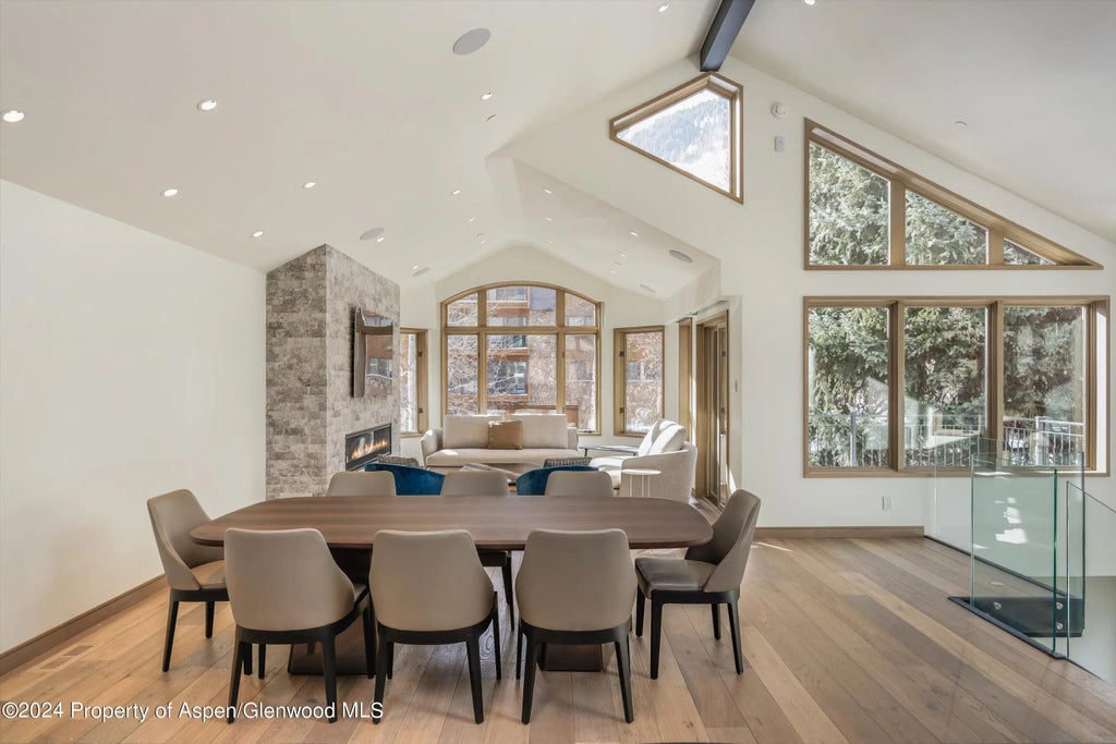 8 of 28 - 200 E Durant Avenue, Aspen, CO