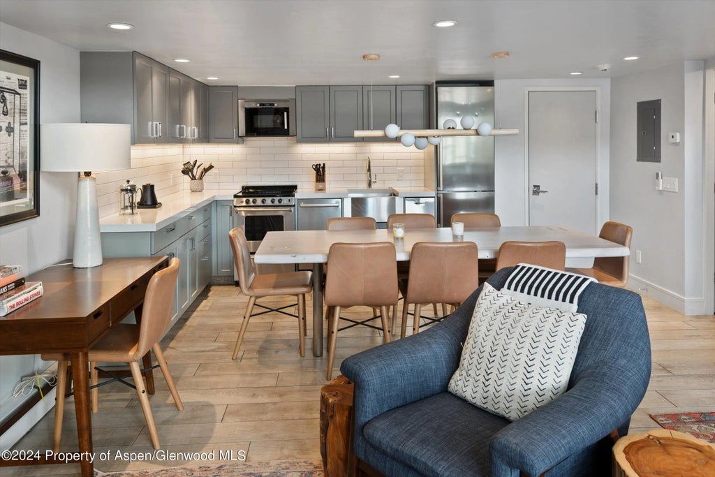 10 of 23 - 800 S Mill Street 102c, Aspen, CO