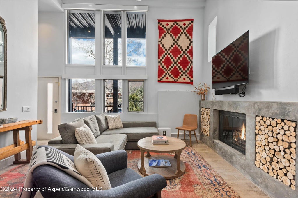 4 of 23 - 800 S Mill Street 102c, Aspen, CO