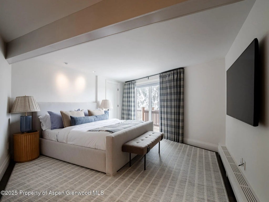 37 of 48 - 780 Mountain Laurel Drive, Aspen, CO