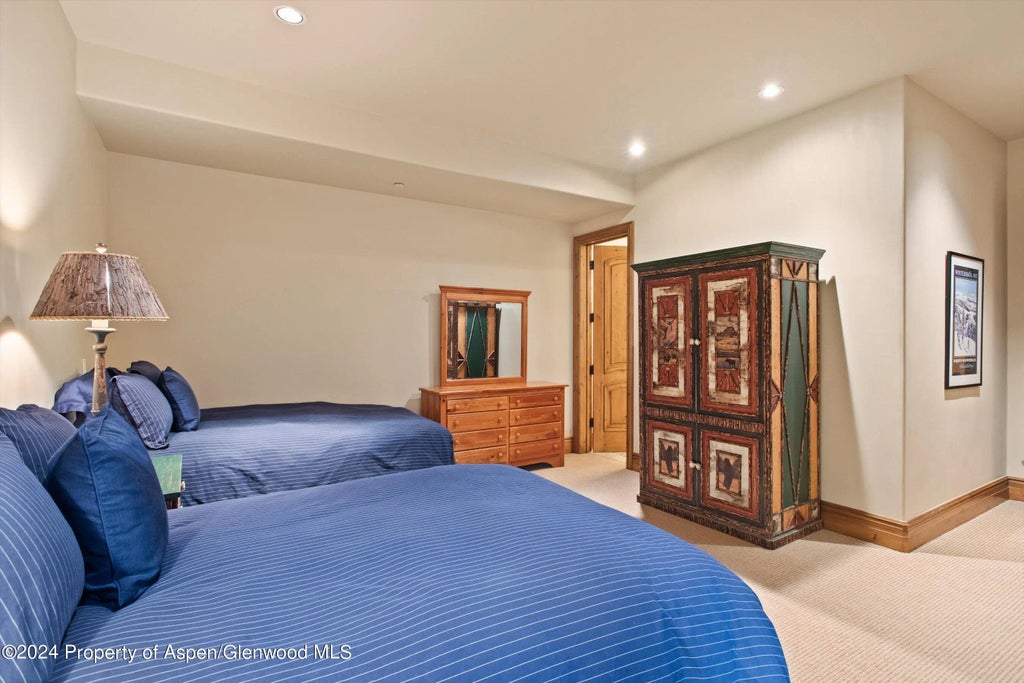 31 of 39 - 855 Bonita Unit A, Aspen, CO