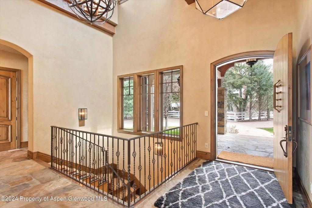38 of 39 - 855 Bonita Unit A, Aspen, CO